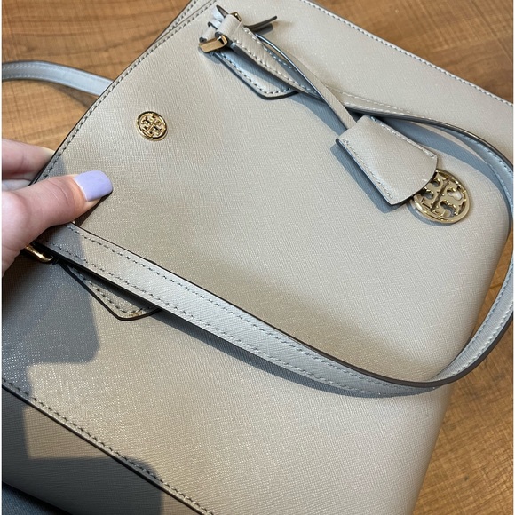 Tory Burch Mini Robinson Tote - Picture 8 of 10